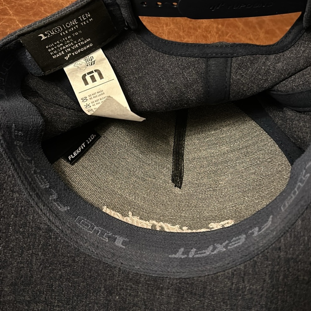 Travis Mathew Hat - Picture 4 of 4